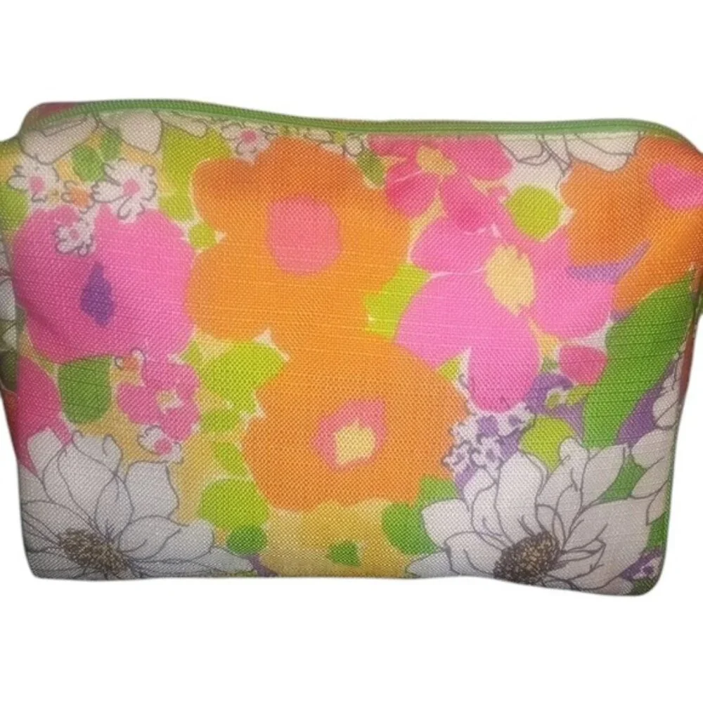 Clinique vibrant floral